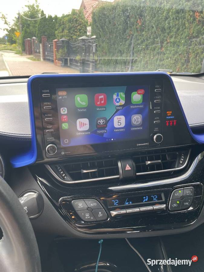 TOYOTA CHR XLE 20 BENZYNA AUTOMAT 21 000 Apple C-HR