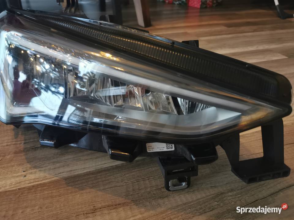SEAT CUPRA BORN 10F941008H FULL LED LAMPA PRAWA prawe Pielgrzymka