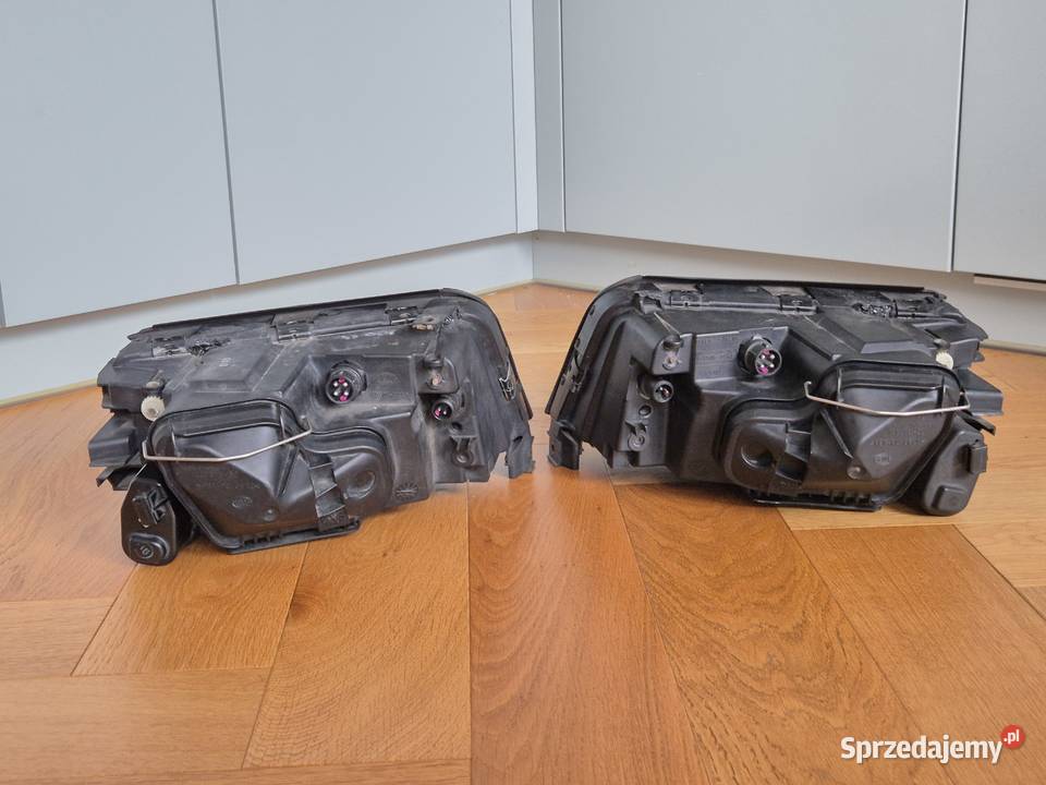 Reflektory potrójne halogenowe Audi 100 C4 L Wrocław sprzedam