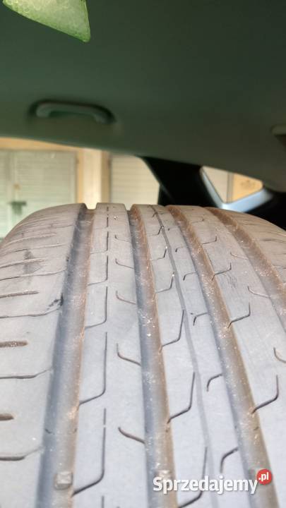 Letnie opony Continental 21560 R17 96H