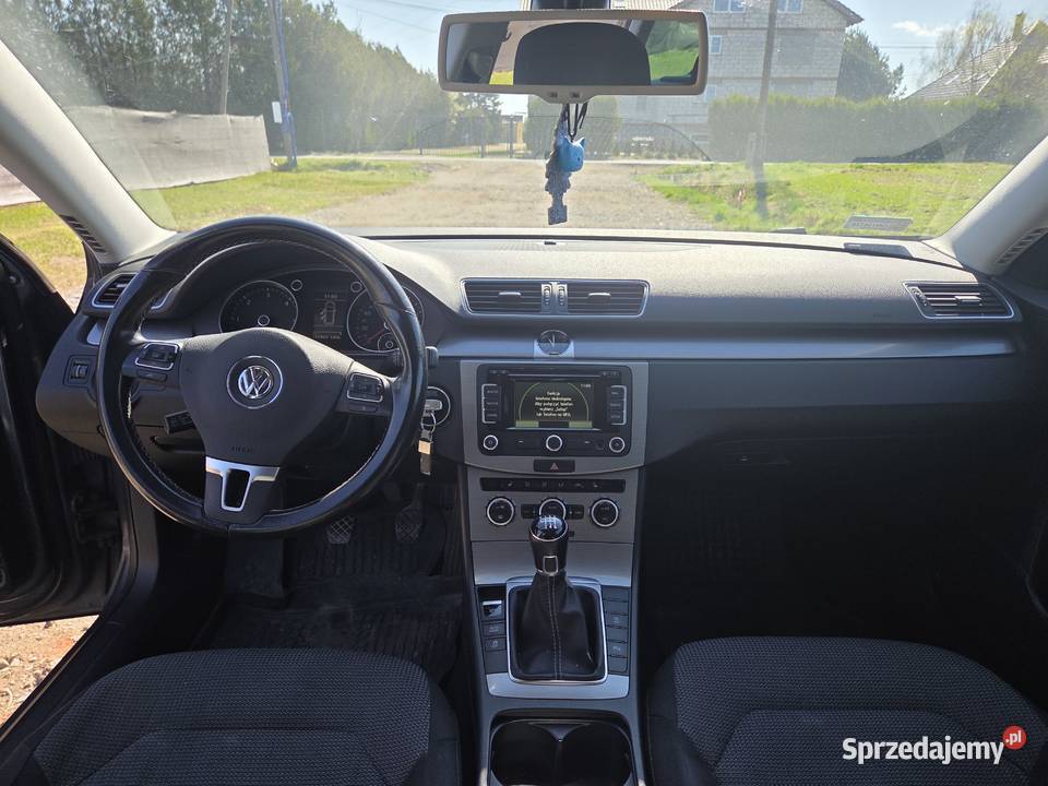 VW Passat B7 Highline 16TDI 105 Navi podgrzewane manualna