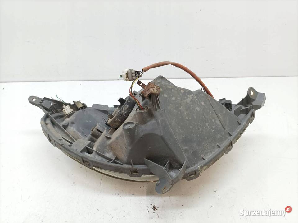 LAMPA PRZÓD LEWA EUROPA Toyota Yaris Verso I świętokrzyskie