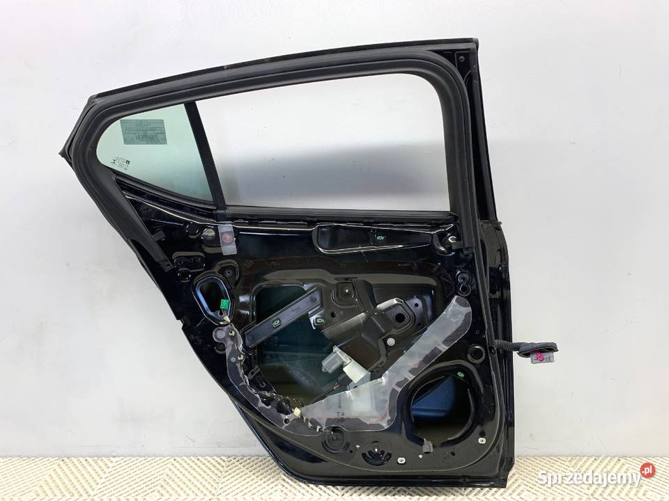 DRZWI LEWY TYŁ OPEL ASTRA K Hatchback Black Meet