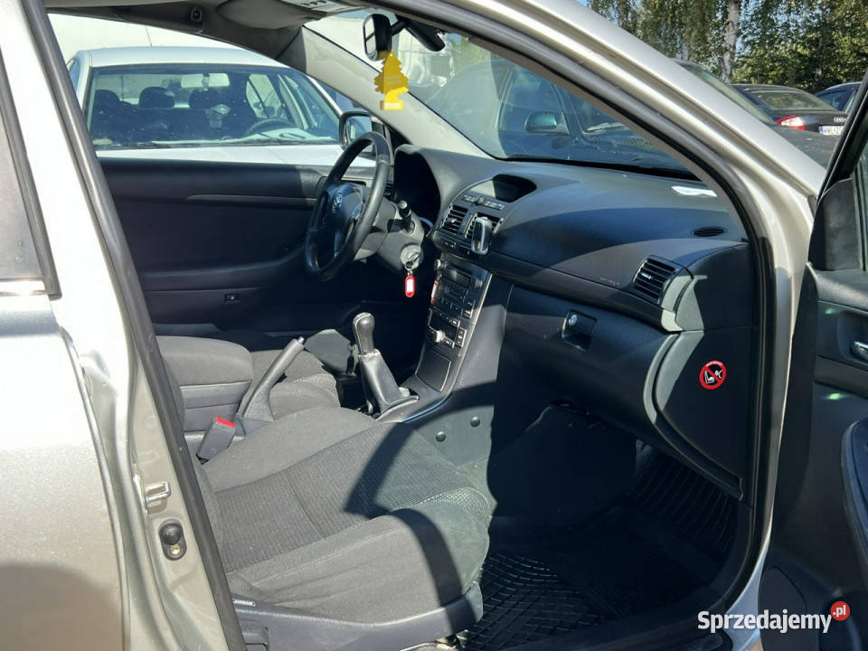 Toyota Avensis 18 BenzynaGaz 2005r TanioZamiana Warszawa sprzedam