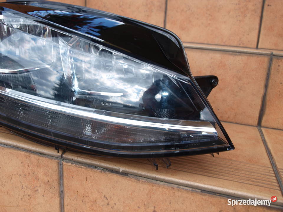 VW Golf 7 VII lampa prawa przód zwykła 2017 Oświetlenie Kalisz