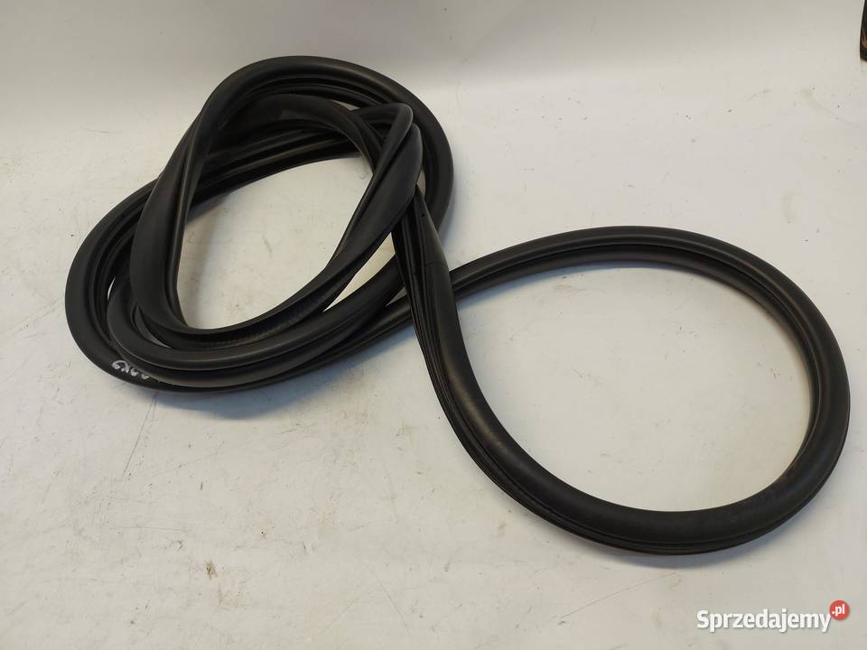 Mazda CX60 2023r uszczelka drzwi karoseryjna