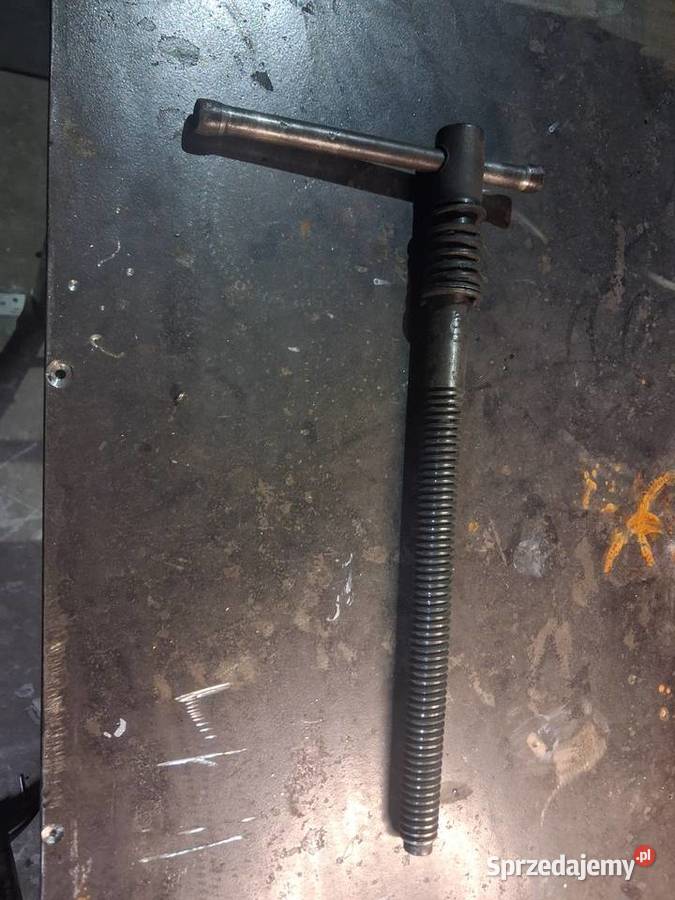 Śruba trapezowa Pępowo