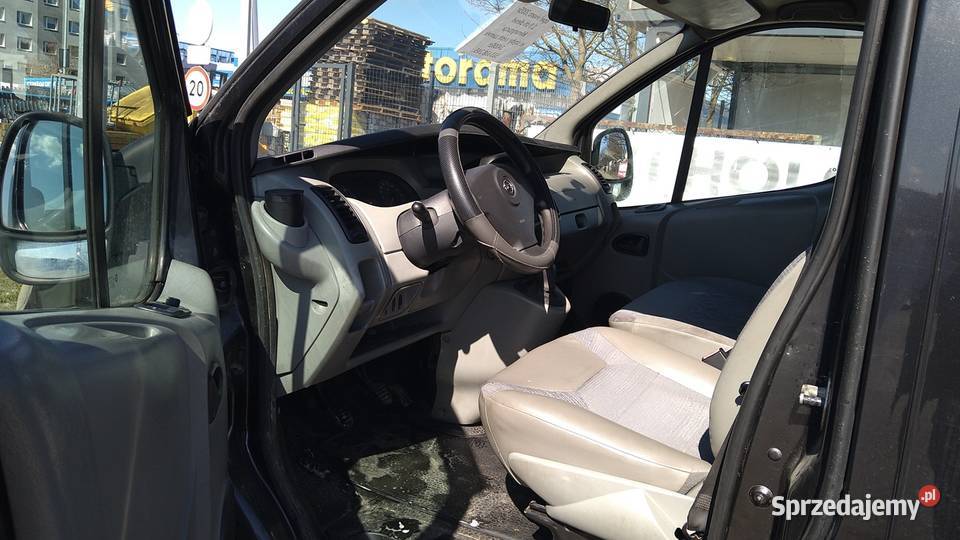 opel vivaro 2005r 6 osobowy klima Szczecin