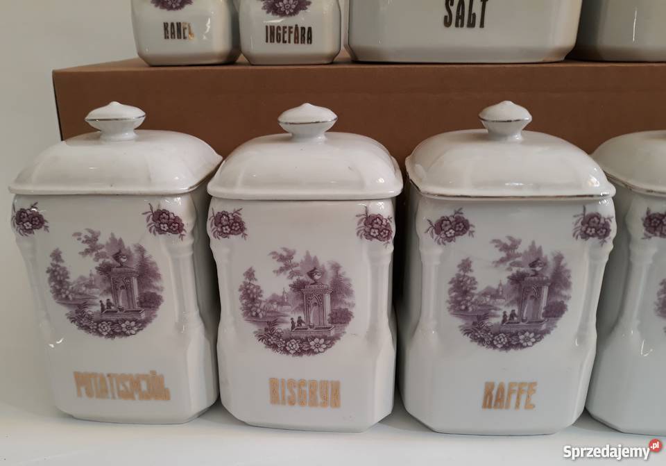 12 pojemników do przypraw