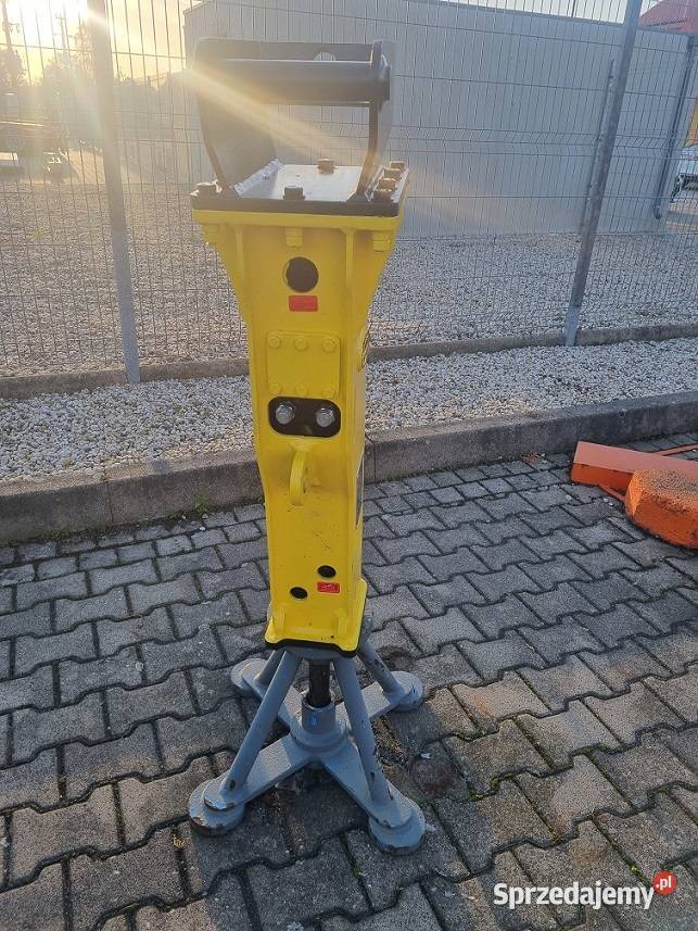 Młot hydrauliczny DHB 10S sprzedam