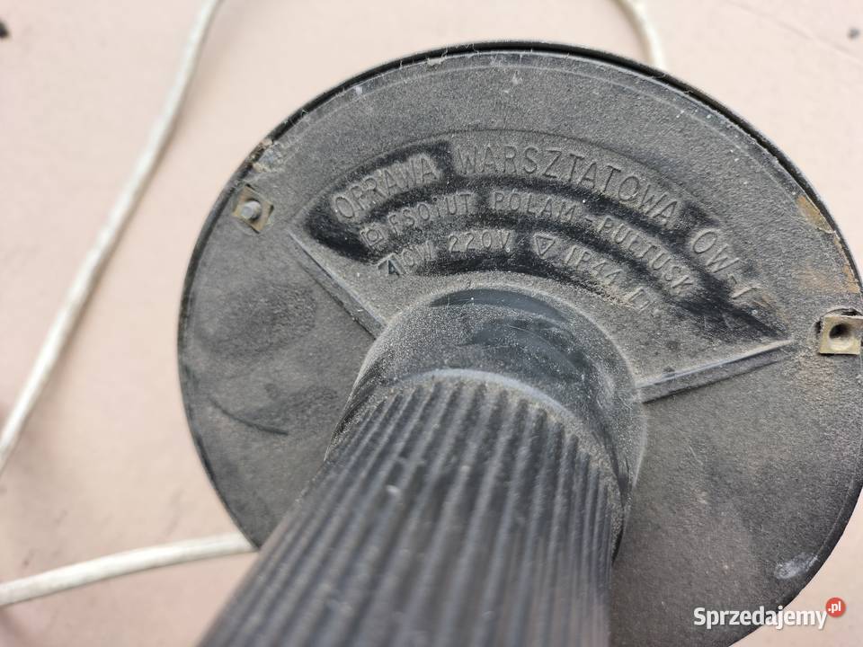 LAMPA WARSZTATOWA PRZENOŚNA PRL Kamień-Kolonia sprzedam