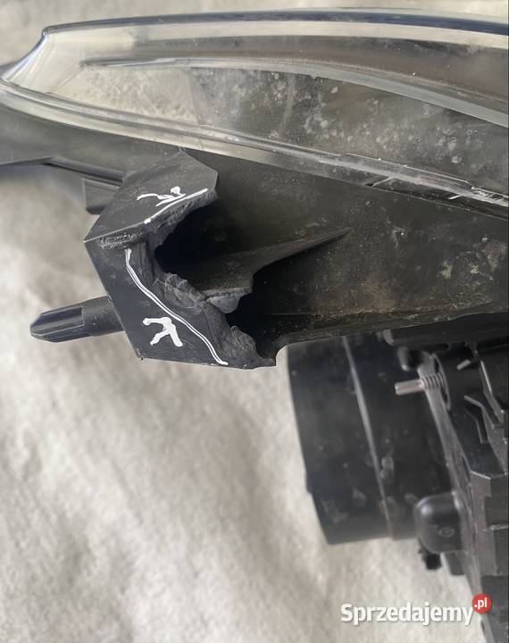 RENAULT TRAFIC III LAMPA PRZEDNIA PRAWA ORYGINAŁ