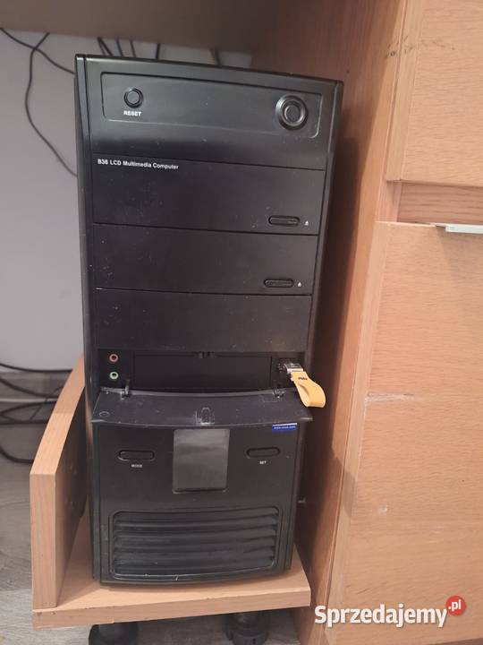 Sprzedam asus komputer stacjonarny Pozostałe Hrubieszów