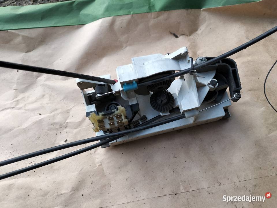 AUDI 80 B3 80B3 NAKŁADKA NA PANEL NAWIEWU LINKA Kamień-Kolonia