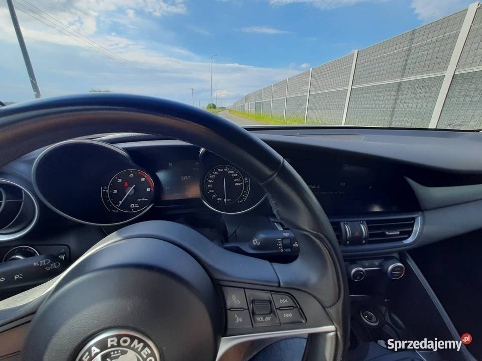 Alfa Romeo Giulia 22 diesel Salon Polska Gliwice