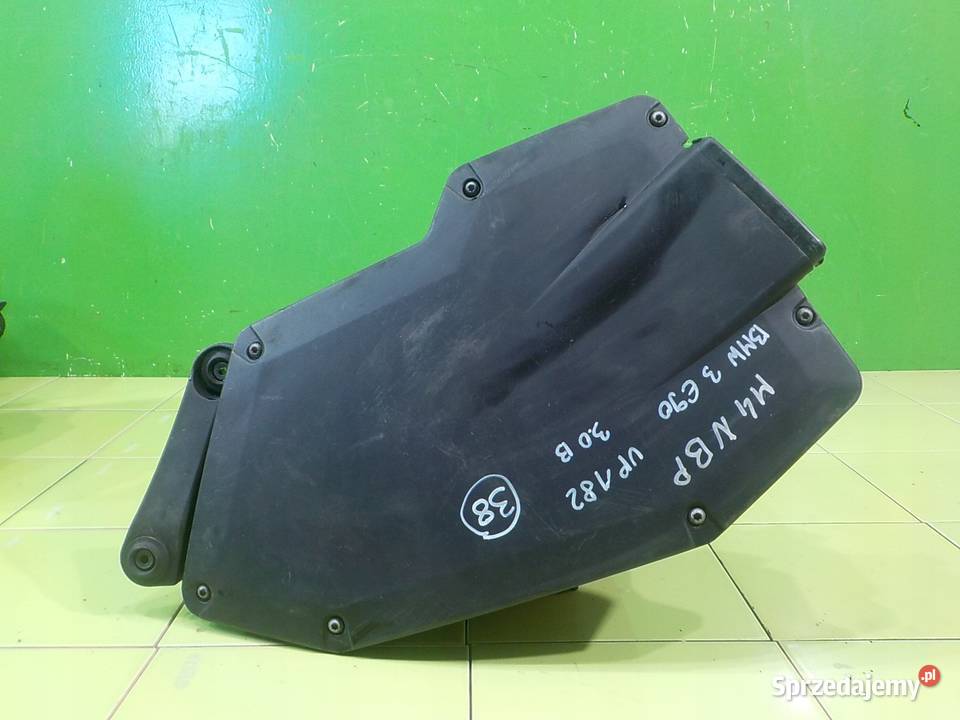 BMW 3 E90 30 B AUT 08r SEDAn 4D obudowa filtra Suków