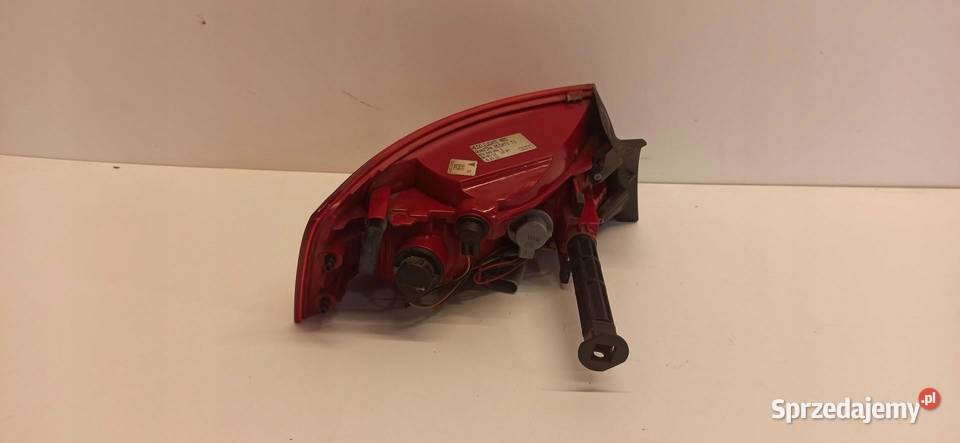 AUDI A5 8T LAMPA PRAWY TYŁ 8T8945096E