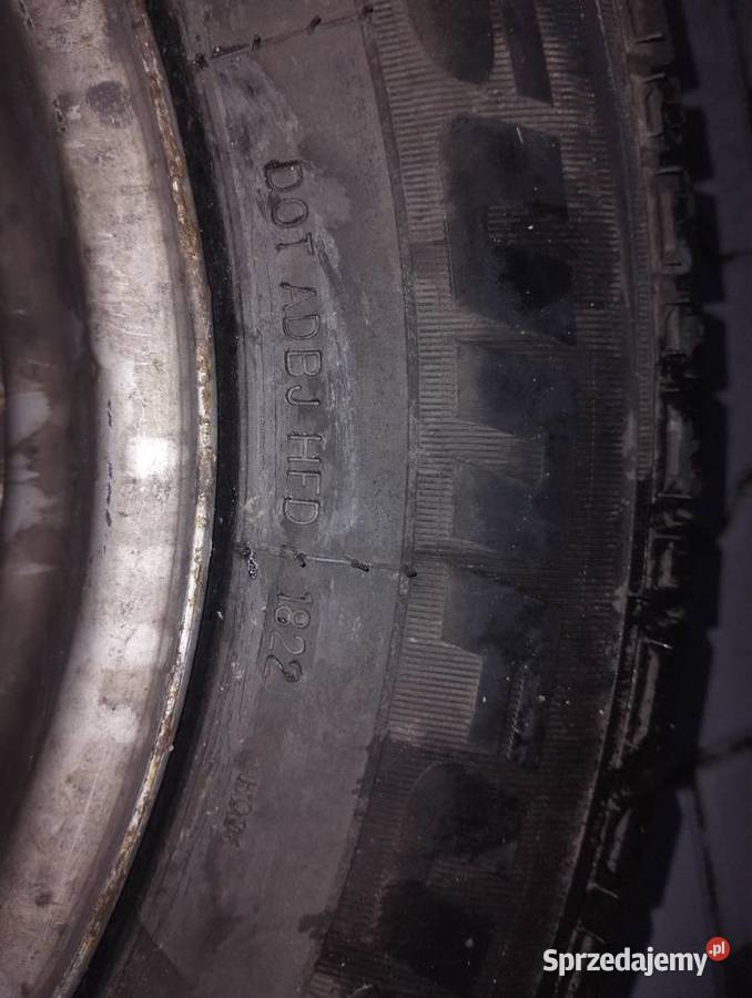 Koło z zimówka dostawcze Rok produkcji 2000 Motoryzacja małopolskie Liszki