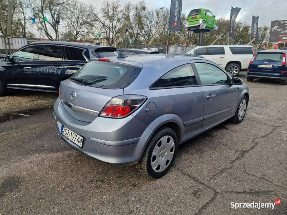 Opel Astra GTC 19 CDTI 120 Klimatyzacja Tempomat niebieski Słupsk