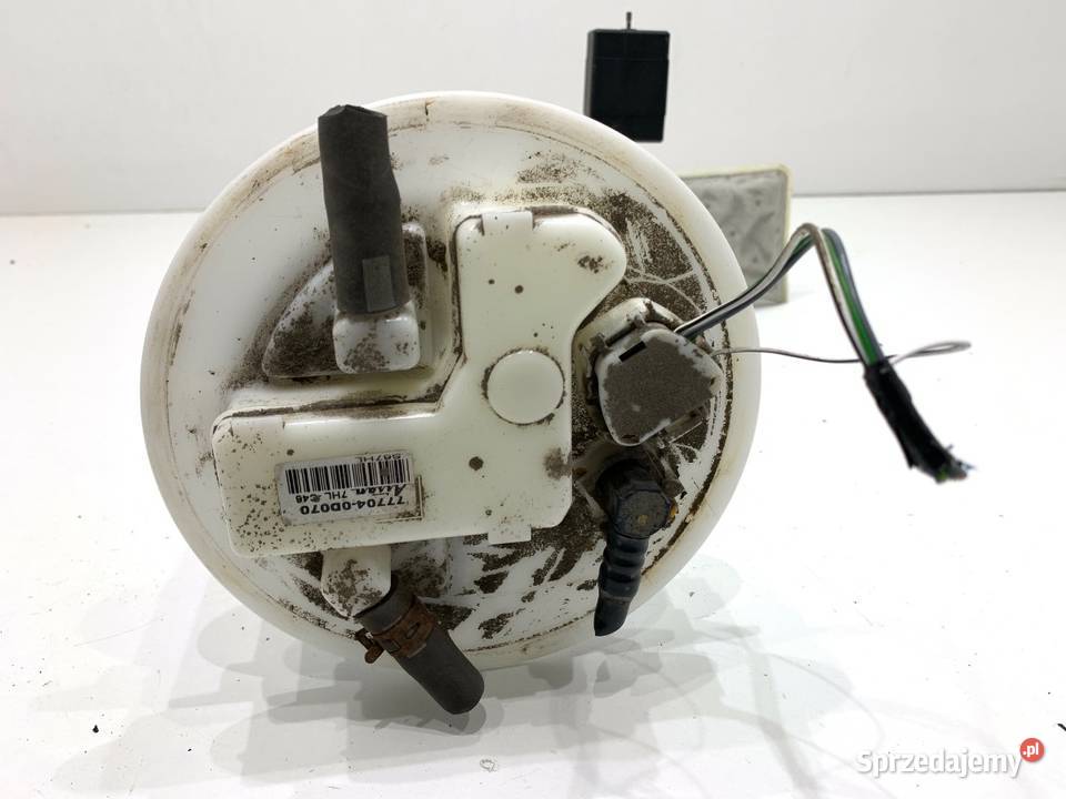 POMPA PALIWA TOYOTA YARIS III 777040D070 10 69