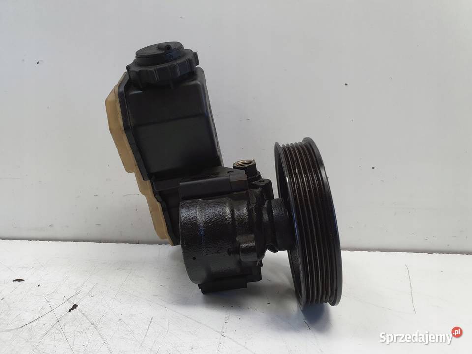 Opel Vectra B 16 16V POMPA WSPOMAGANIA 90495957 osobowe Janów sprzedam