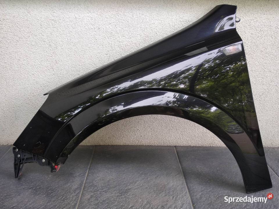 Opel Astra H GTC błotnik przedni lewy kierowcy