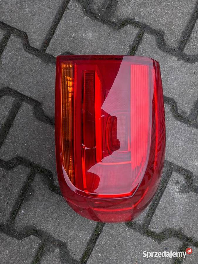 VW TIGUAN I LIFT LAMPA PRAWY TYŁ Lampy tylne Pawłów