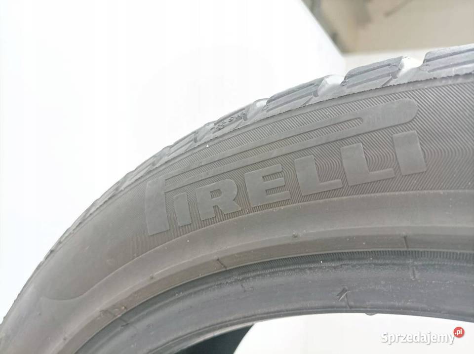 2x OPONA ZIMOWA PIRELLI SOTTOZERO 3 22545R17 Samochodowe
