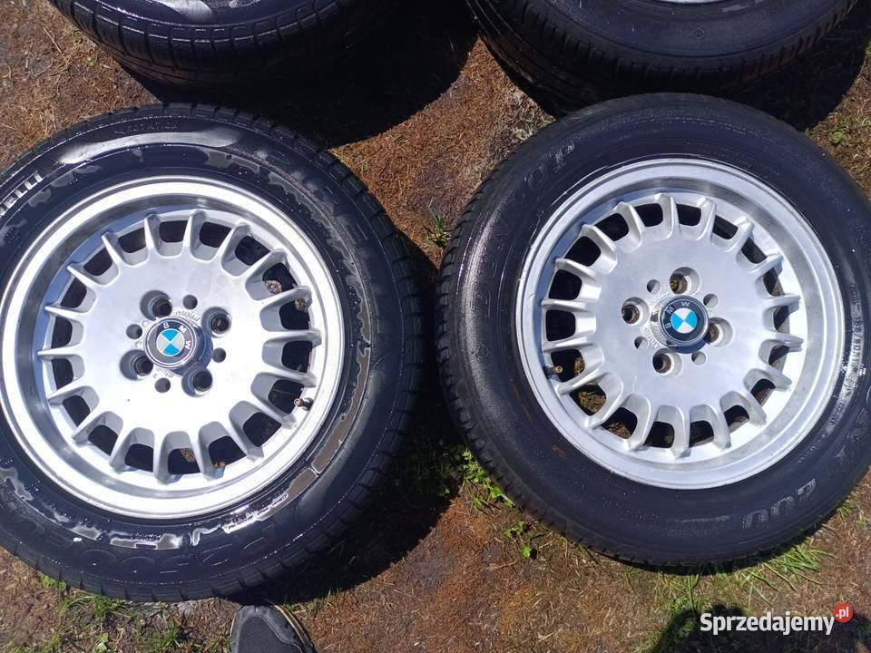 Ładne Oryginalne alufelgi słoneczka BMW E30 14 osobowe Płock