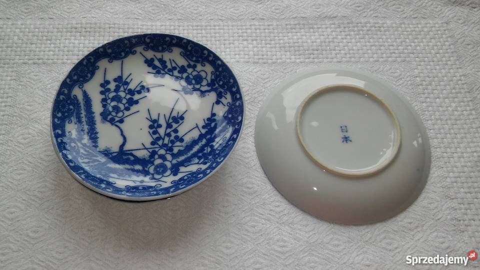 piękne talerzyki spodeczki cudeńka cienka inny kolor pomorskie