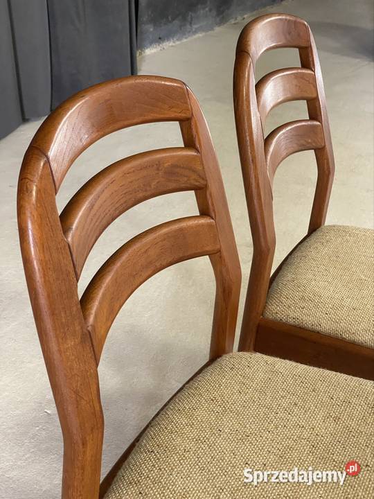 2 krzesła vintage Dyrlund teak Dania lata 60