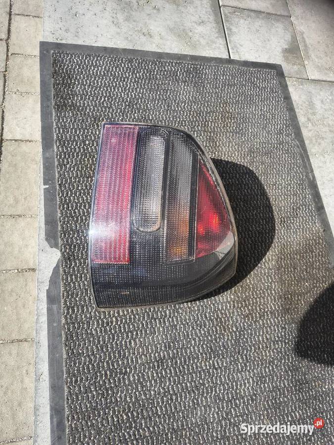 LAMPA TYLNA prawa AUDI A3 8L podkarpackie Rzeszów