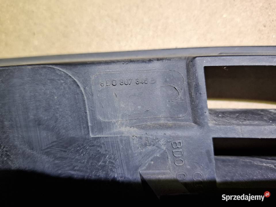 Kratka zderzaka prawa prawy przód Audi A4 S4 B5