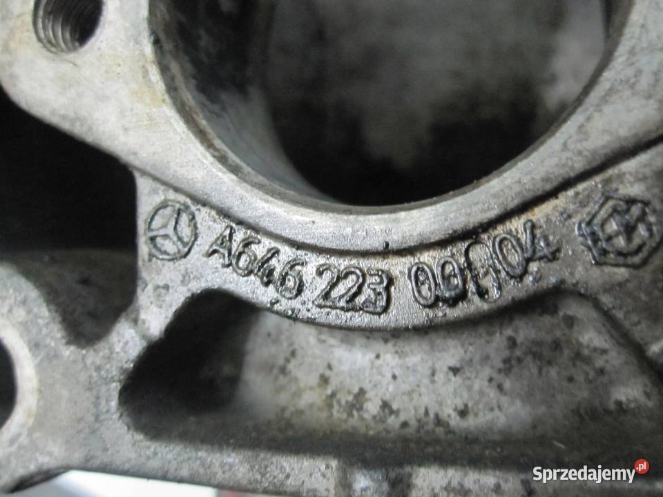 Mercedes Vito 639 22 CDI 08r łapa silnika osobowe Zawieszenie silnika