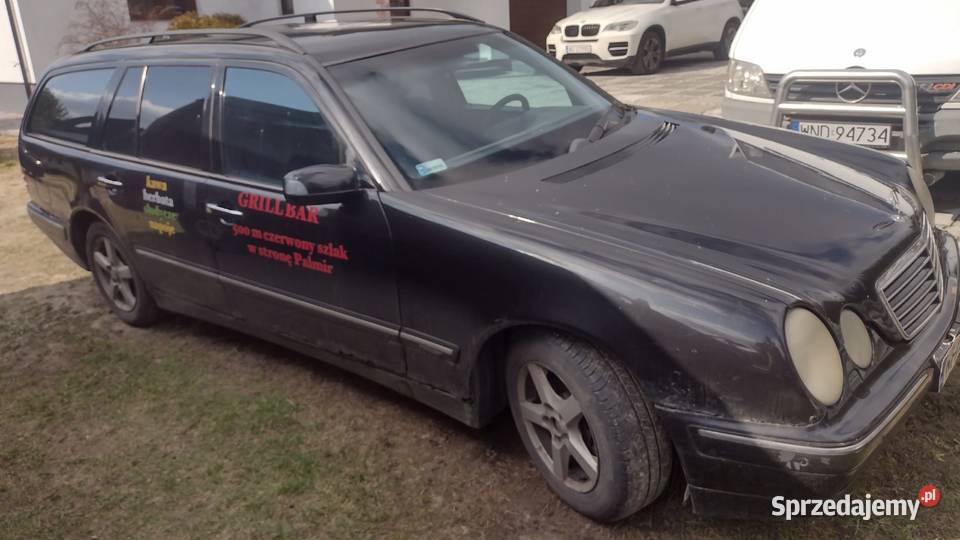 Mercedes Eklasa 2001 177 kombi czarny Cybulice Małe