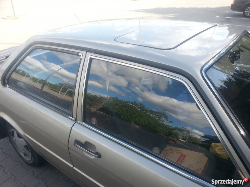 Audi 80 Audi 80 B2 dwu drzwiowy sedan lifcie pomorskie Gdynia