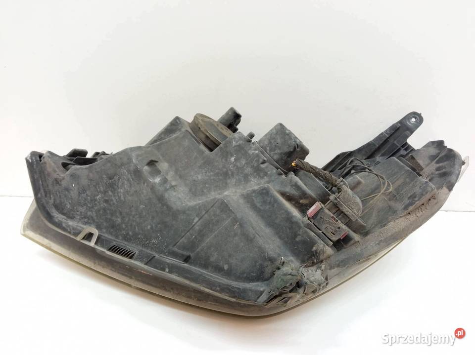 LAMPA PRZÓD PRAWA EU Opel Astra III 20042014 H