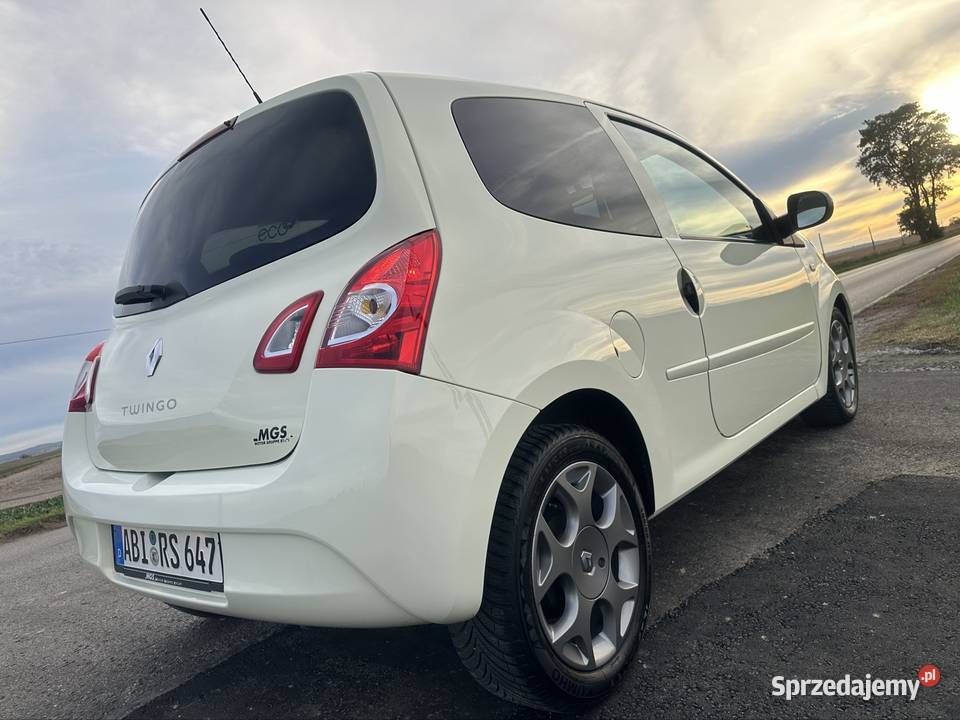 Renault Twingo II Lift 12 16V 75 107000 z światła przeciwmgielne Przeworsk