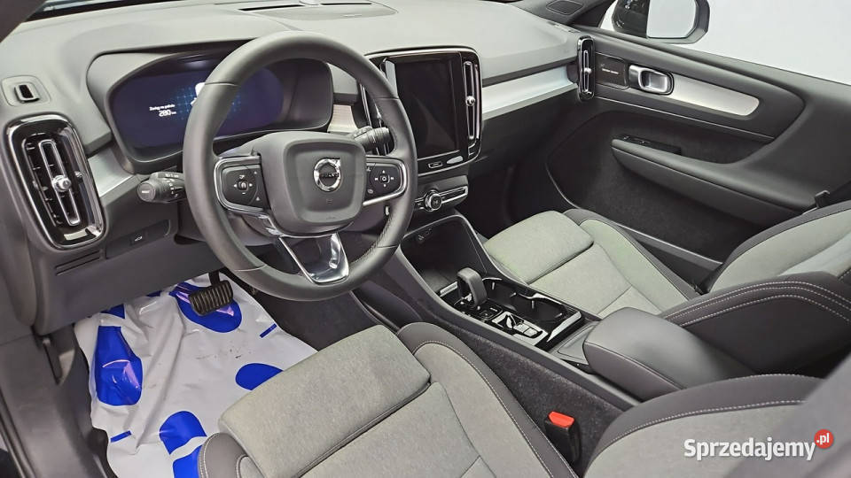 Volvo XC 40 B3 Plus Dark aut Z Polskiego Salonu 4/5 Warszawa