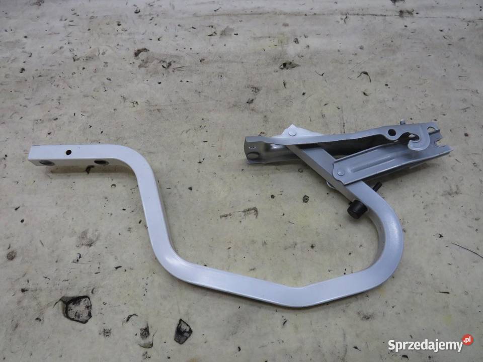 ZAWIAS KLAPY BAGAŻNIKA LEWY 25D MAZDA 3 BM SEDAN