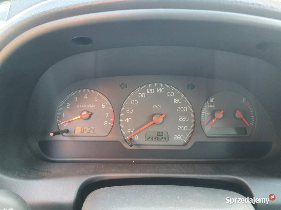 Sprzedam Volvo v40 2001 manualna Piotrowice sprzedam