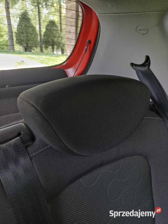 Zagłówek tylni boczny Hyundai i20 Rzeszów