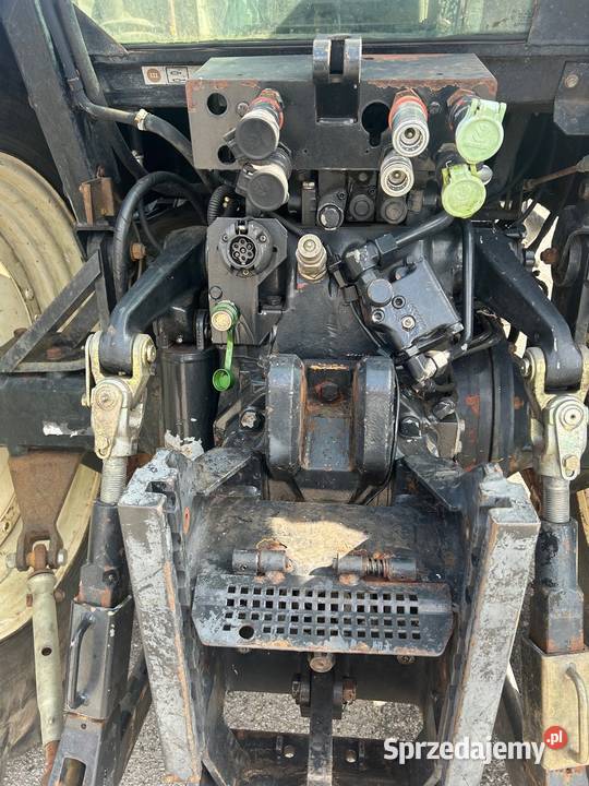 Ciągnik Holland TM 130 z ładowarką czołową TUR