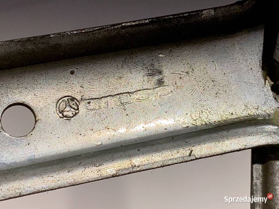 PODNOŚNIK SZYBY PRAWY PRZÓD MERCEDES W201 osobowe