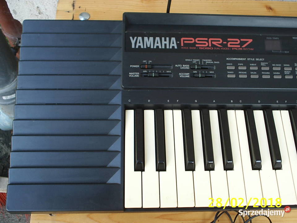 Keyboard Yamaha PSR27 z osprzętem Yamaha Instrumenty Kłodzko