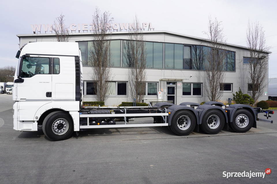 MAN TGX 35580 8x44 rama 830 oś skrętna 260 15216cm3 Do zabudowy małopolskie Kraków