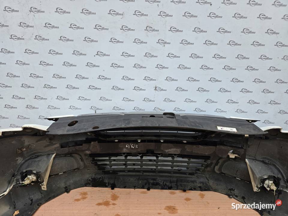 PEUGEOT 2008 I 13r zderzak przód świętokrzyskie Kielce