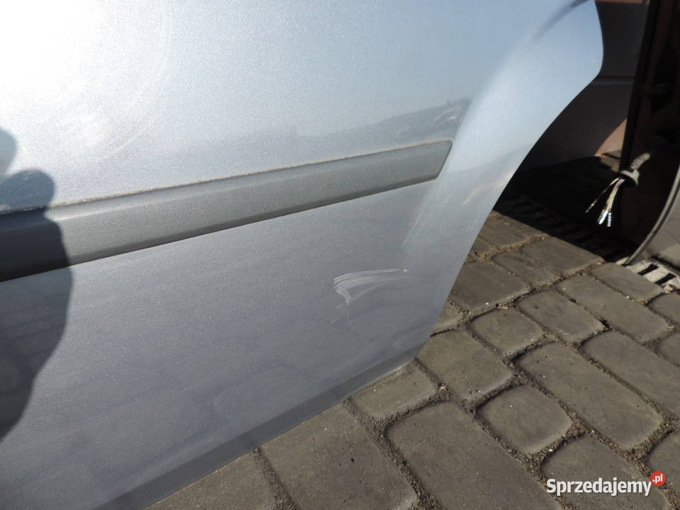 DRZWI PRAWE TYLNE FORD FIESTA MK5 5D KOLOR M2 Nowy Sącz