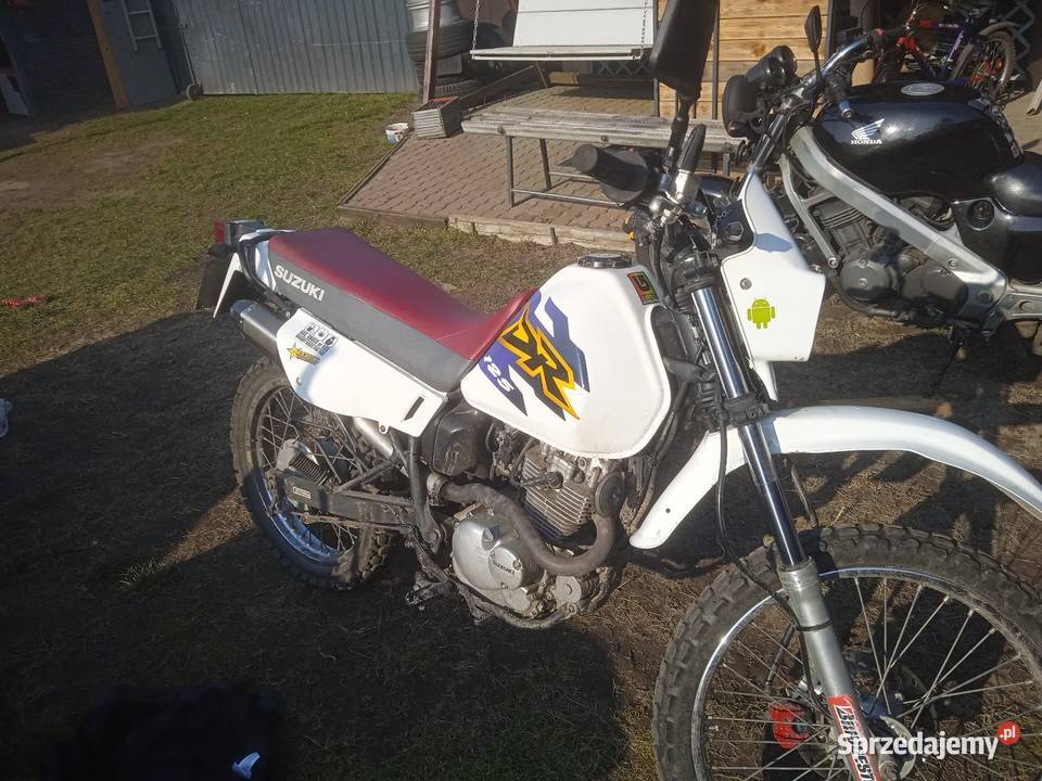 Suzuki dr 125
