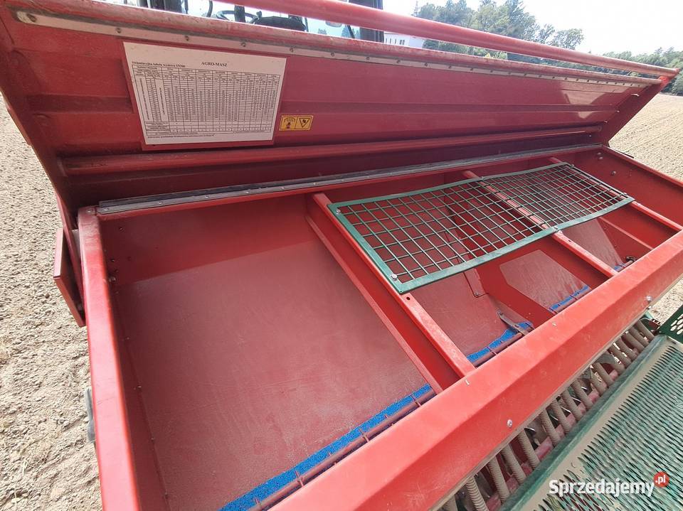 Agregat uprawowo siewny agro masz Siewniki i sadzarki Kończyce Wielkie